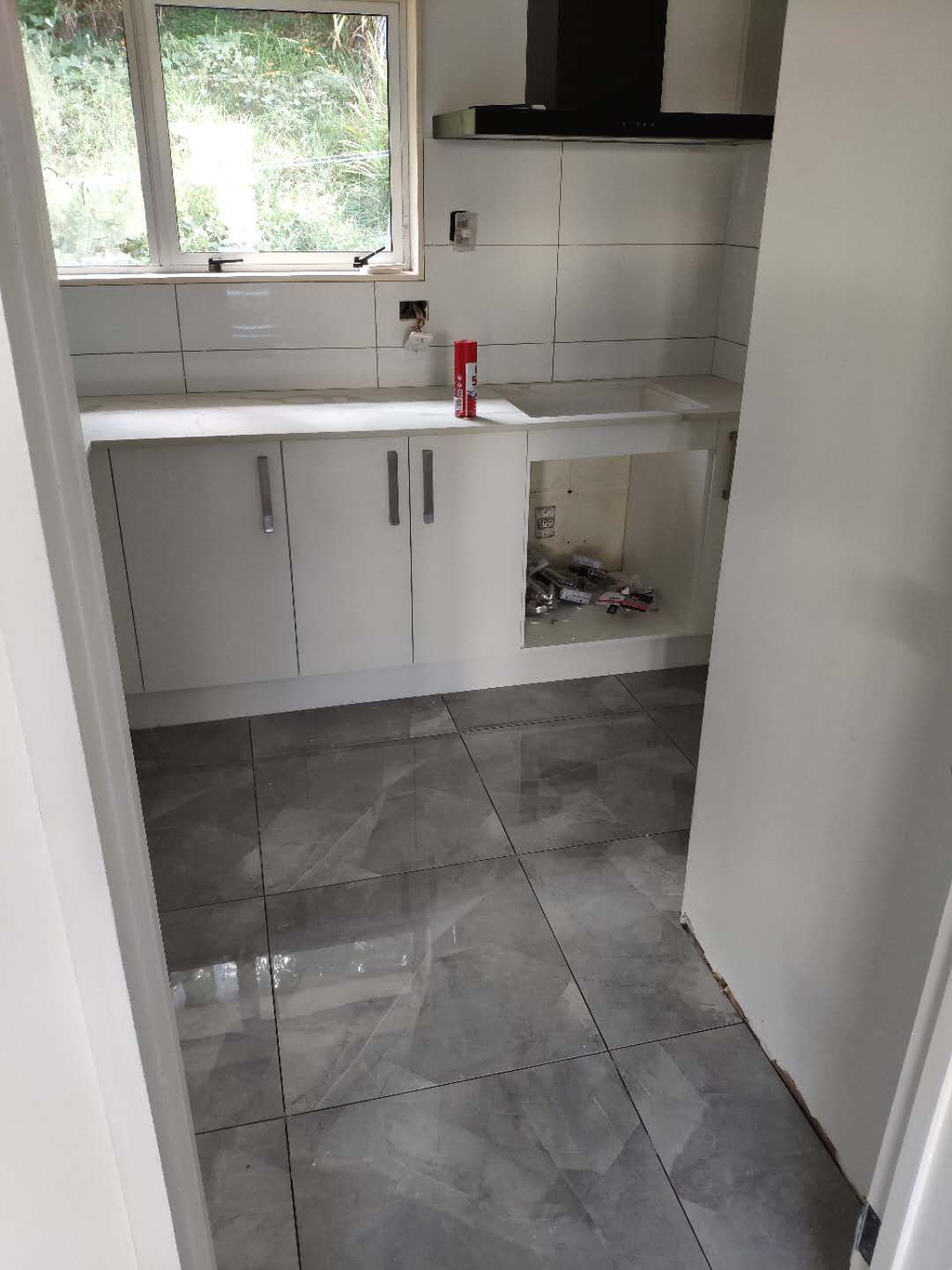 681Y6BM Mid grey modern marble stone